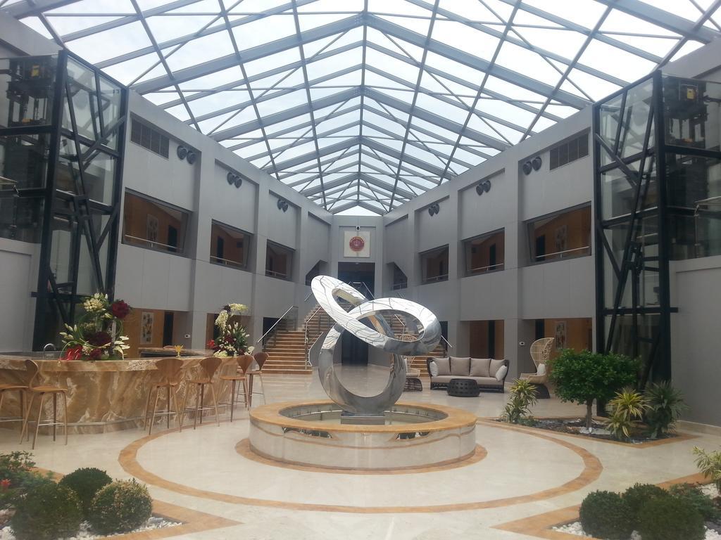 Tio Sea Resort Al Khor Eksteriør bilde Interior of the university