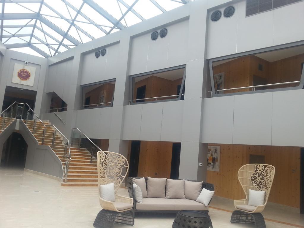 Tio Sea Resort Al Khor Eksteriør bilde Interior of the hotel