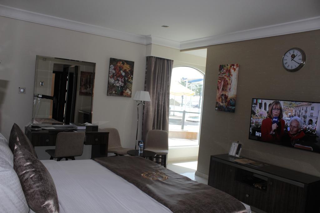 Tio Sea Resort Al Khor Eksteriør bilde A room at the hotel