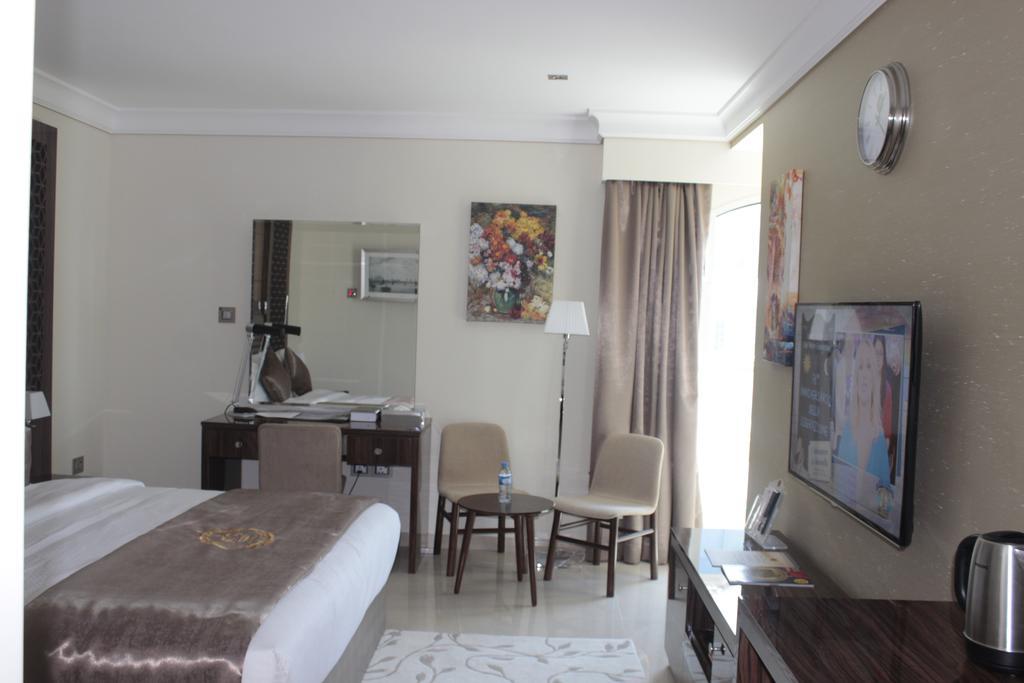 Tio Sea Resort Al Khor Eksteriør bilde A room at the hotel